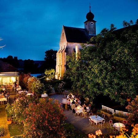 Hotel Gut Oberstockstall Kirchberg am Wagram Exterior foto